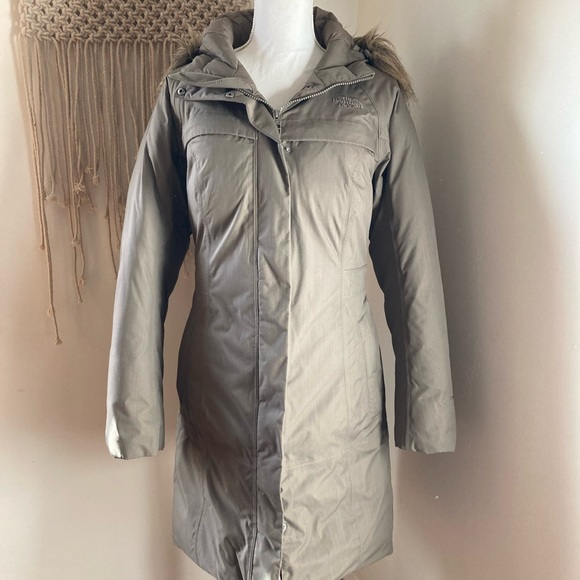 North Face Women Down Fur Hoodie Coat - Picture 2 of 8